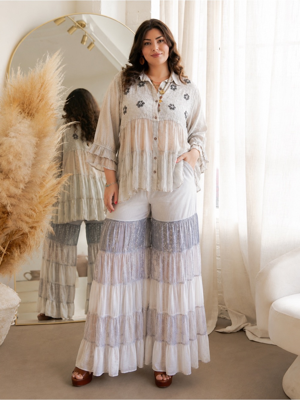 Young Threads - Women’s Mexican Embroidery Blouse Gathered Waist Shirt